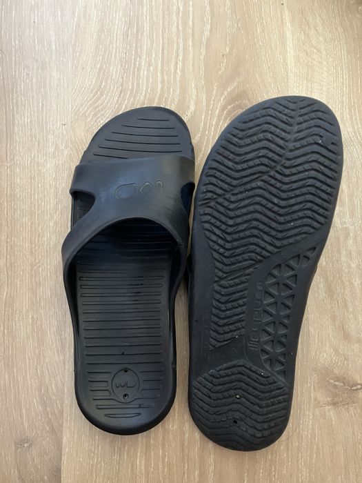 Klapki na basen unisex