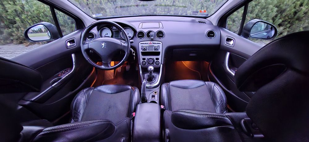 Peugot 308 sw 1.6 HDI 6 biegów panorama!!!