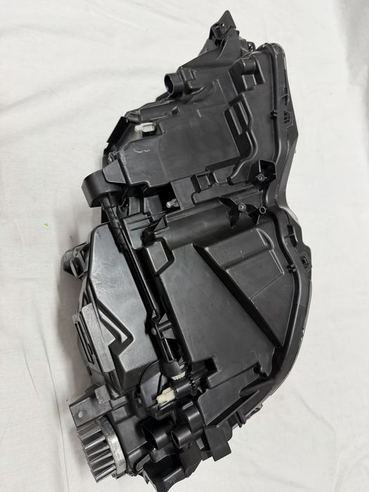 Lampa Lewy Przód VOLVO V90 S90 FULL LED 17-23r.