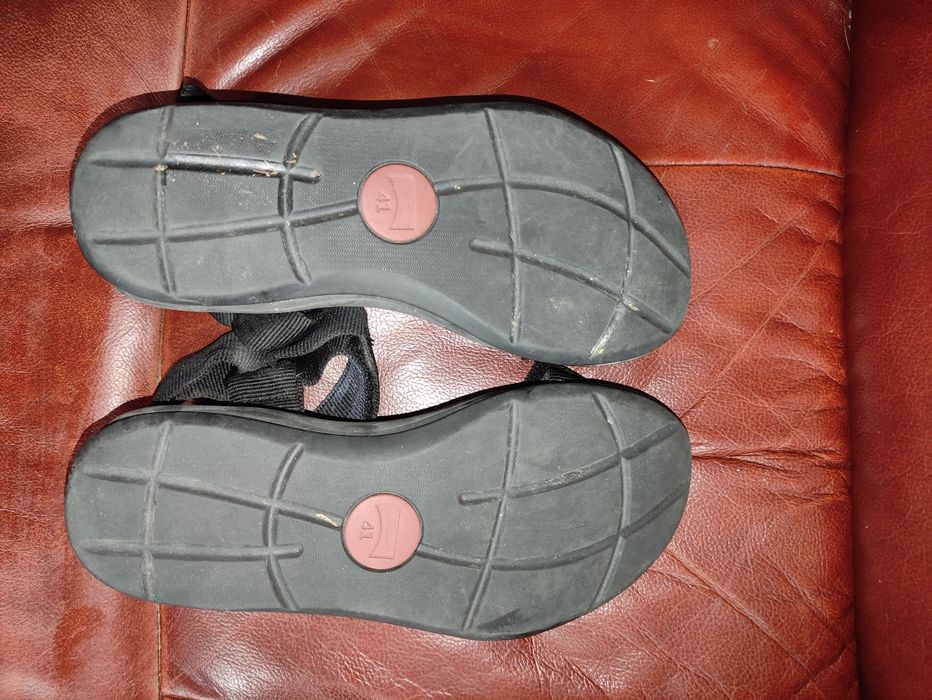Camper sandały czarne ,zapinane na rzepy,41 roz