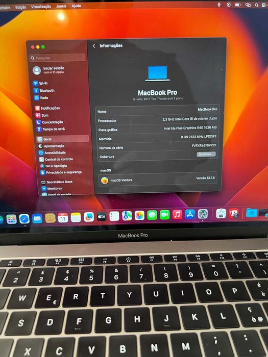 MacBook Pro 13” 2017 i5 8GB 256GB- Bateria como nova, com caixa e carregador original