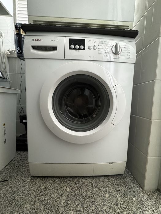Máquina da lavar roupa da Bosch