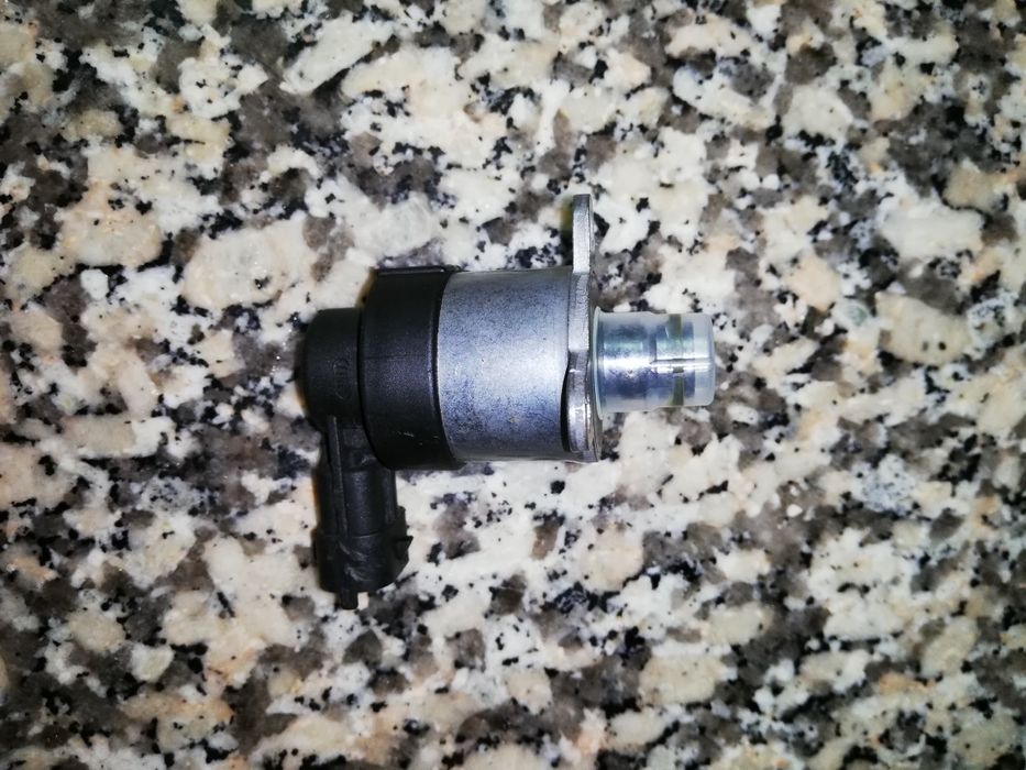 Válvula reguladora  pressão bosch focus 1.6 tdci