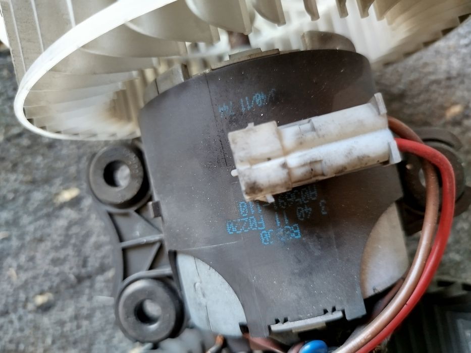 Вентилятор пічки автомобіля.