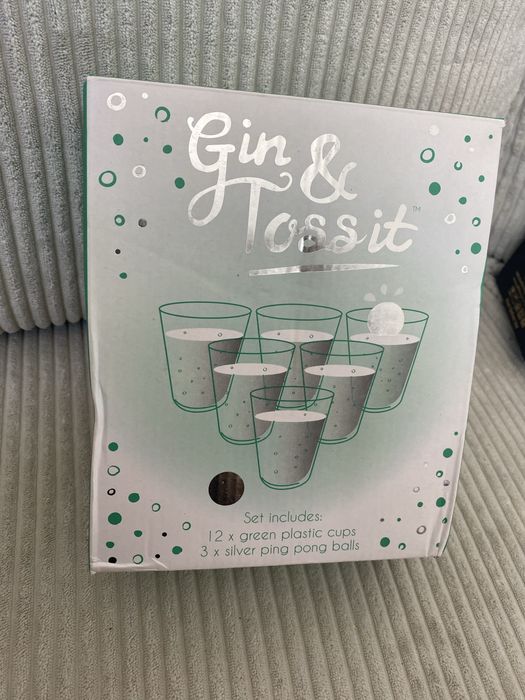 Gra imprezowa gin toss it