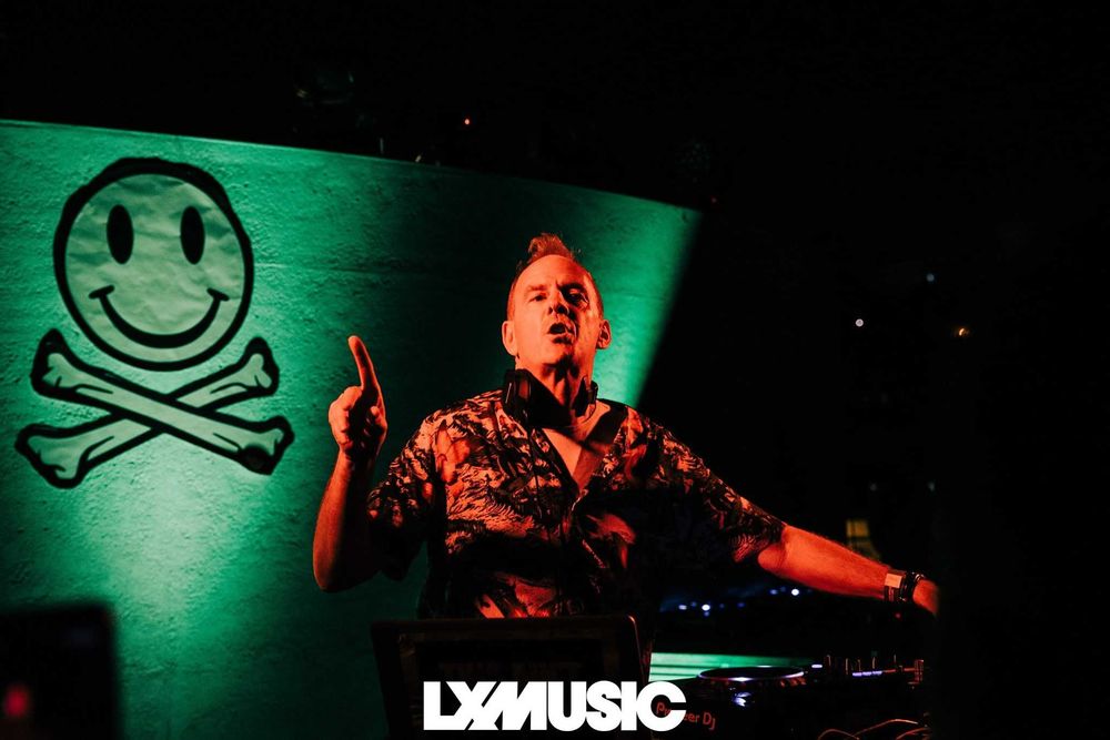 GIANT SMILE 22 mt — From the FATBOY SLIM Lisbon Event