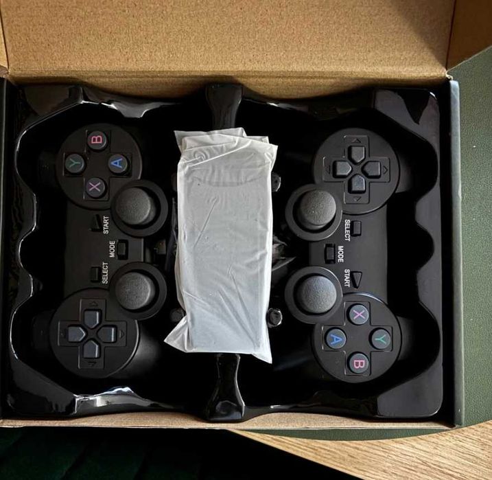 NOWA Mini Konsola Retro Do Gier Prezent Na Święta Przenośna 2 PADY TV