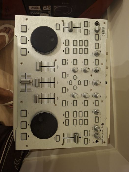 Controladora Hercules RMX