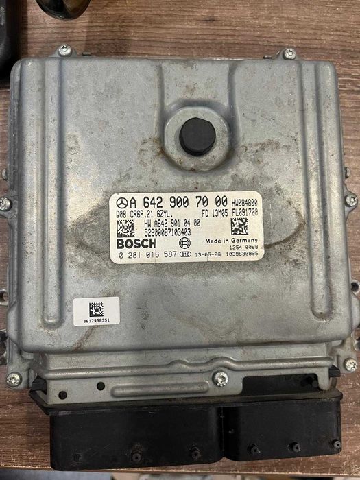 Mercedes  A 642---900--7000,