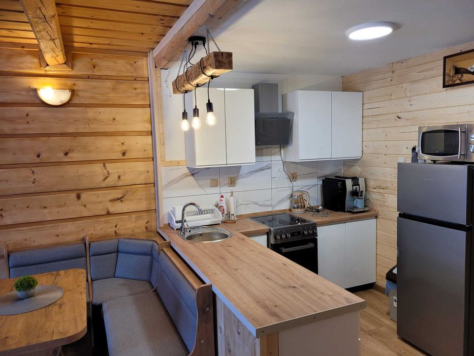 Domek  z balią przy stoku narciarskim Wisła