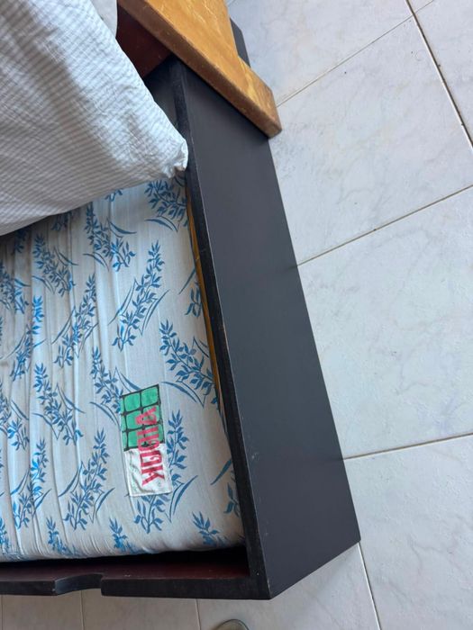 Cama Solteiro com Cama Superior/Extra (Gavetão) + Espaço de Arrumação | Ótimo Estado