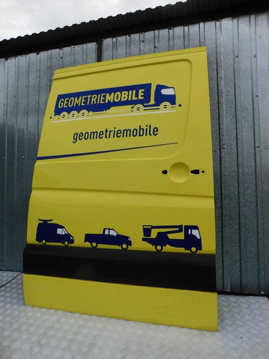Sprinter 906 VW Crafter drzwi boczne suwane niskie krótkie ŁADNE ŻÓŁTE
