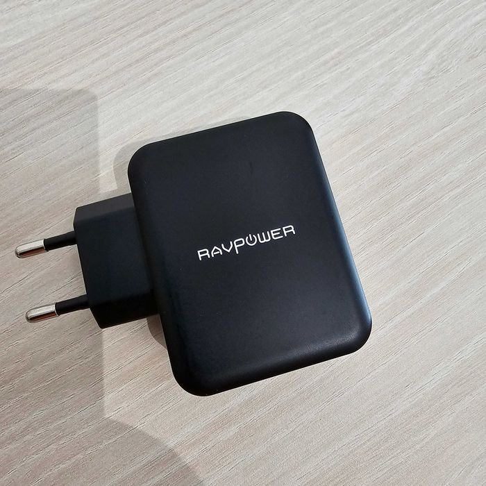 Carregador USB Ravpower 30W Dual QC3.0