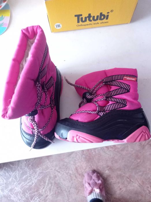 продам детские сапожки 200 грн