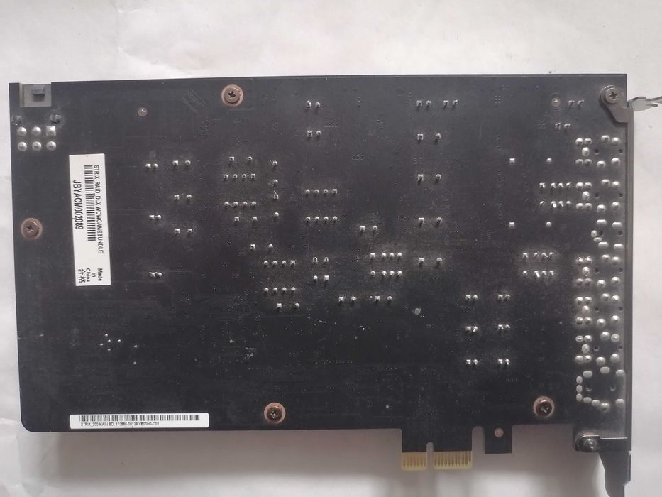 Звукова карта внутрішня ASUS Strix Raid DLX