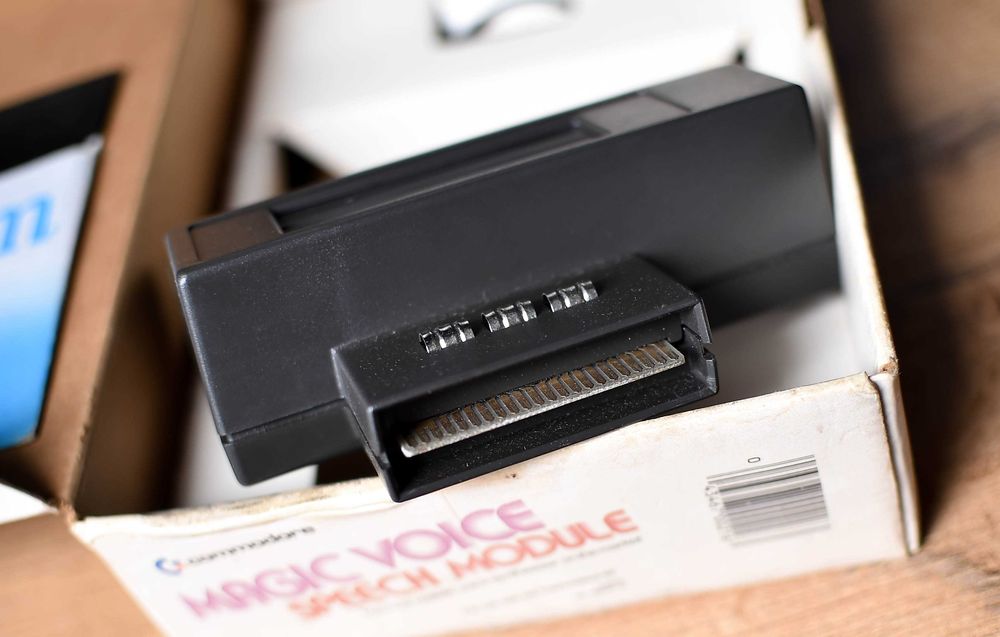 Commodore 64 Magic Voice Speech Module OVP