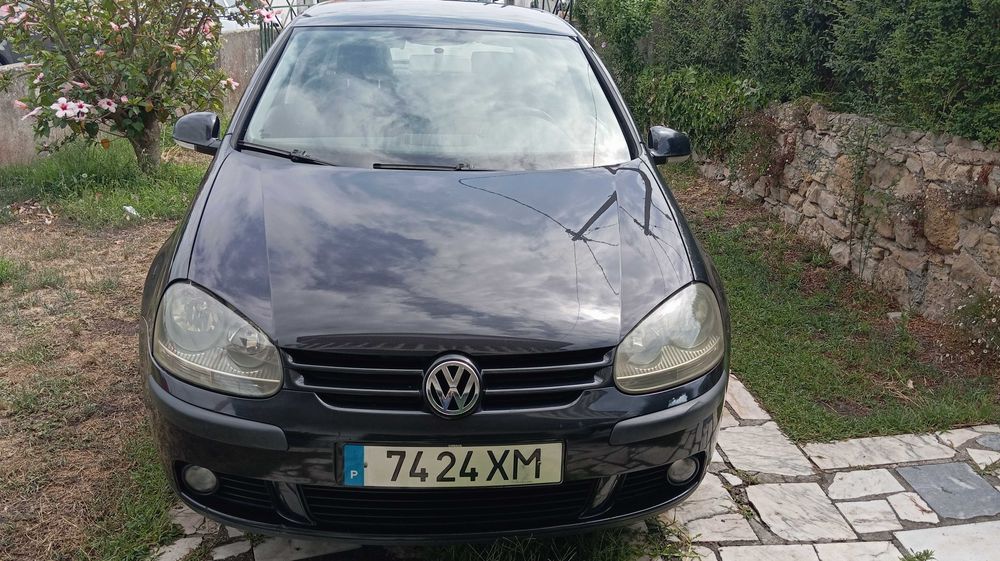 Volkswagen Golf para reparar