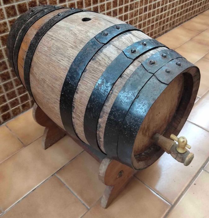 Pipos Em Madeira