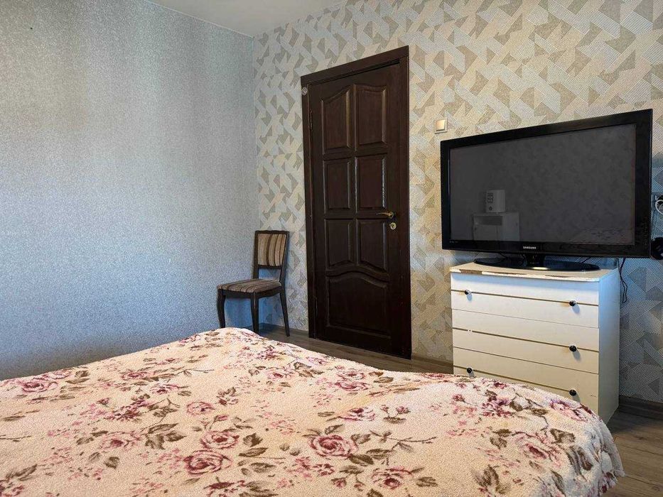 Придаж трикімнатної квартири 78 м., метро Теремки, Магелан