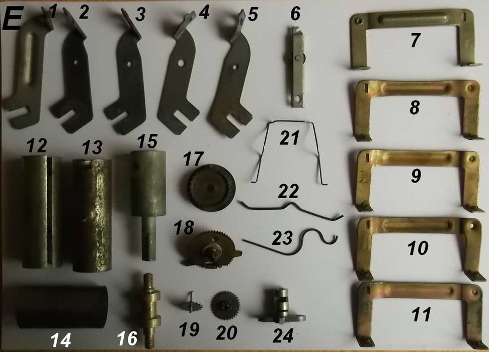 Części mechaniczne ze starego sprzętu RTV - prawie 220 szt