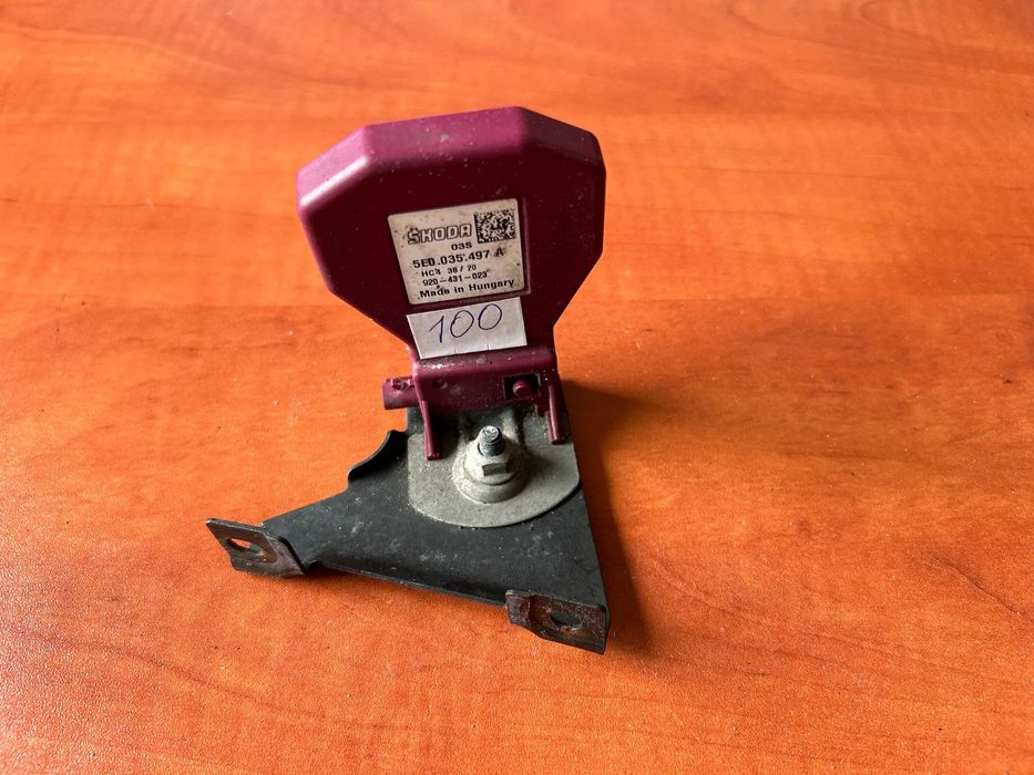 WZMACNIACZ ANTENA ORYGINAŁ 5E0035497A 5E0035317A SKODA OCTAVIA IV