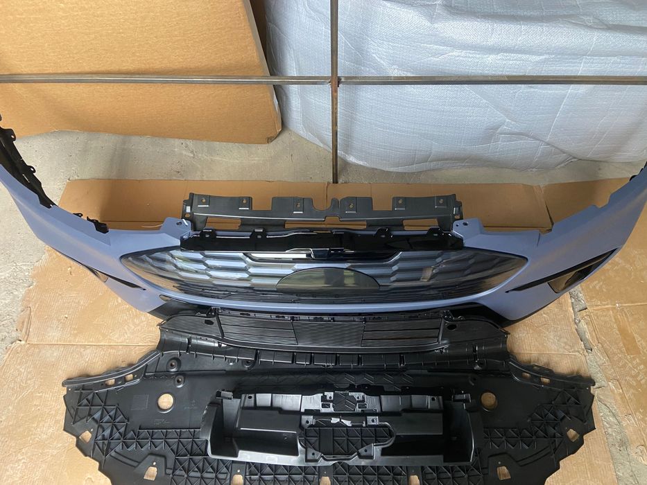 FORD MUSTANG Mach-E бампер передний GT 2021-2024 LK9Z-17D957-BAPTM