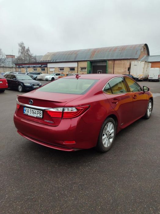 Оренда авто. Аренда авто Lexus es300h 2014 гибрид/газ для работы в такси