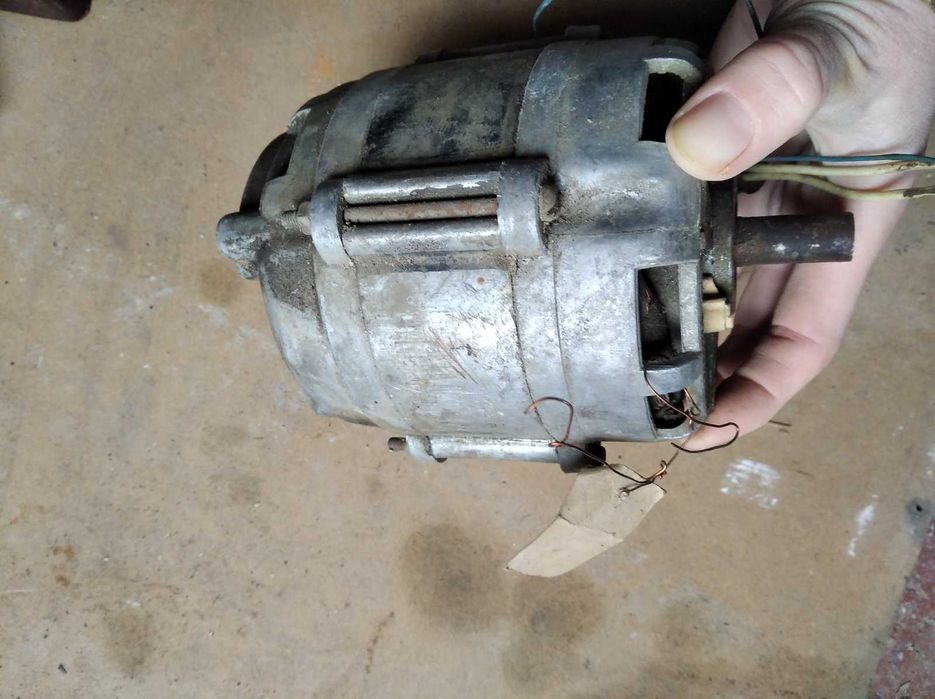 Электродвигатель мотор от стиральной машинки отечественной самовывоз