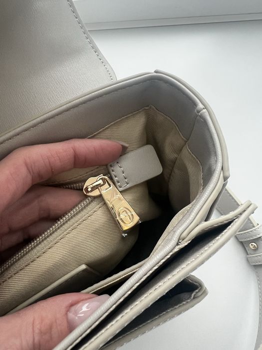 Нова сумка Trussardi