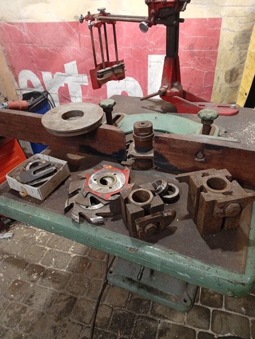 Frezarka dolno wrzecionowa do drewna