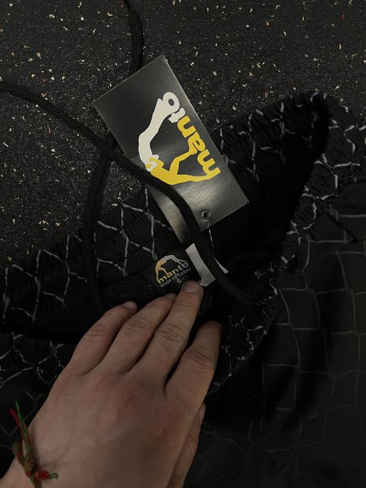 Шорты Manto с тайтсами Для единоборств и спорта