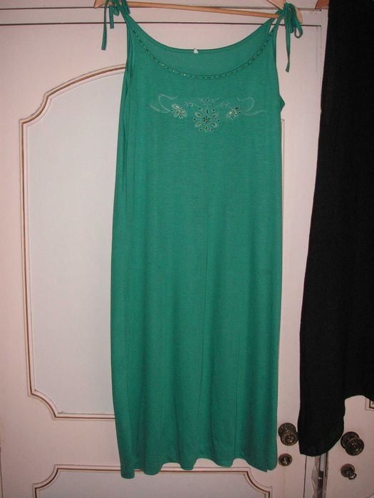 Vestido de Algodão Verde e de Algodão e Seda Preto Pintado à Mão