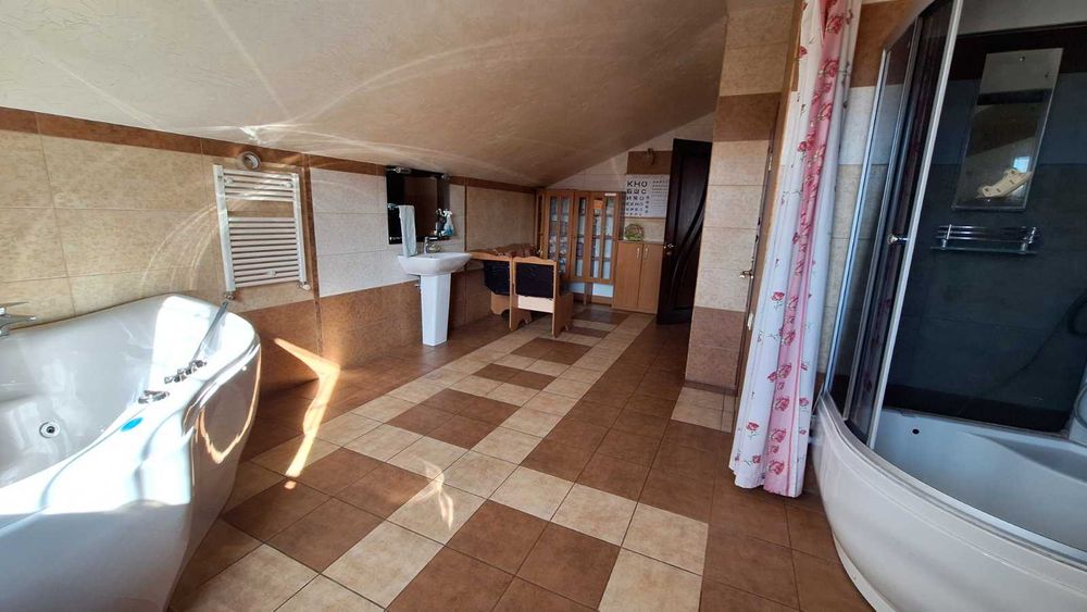 Продам компактный дом ул. Костанди 3 сотки