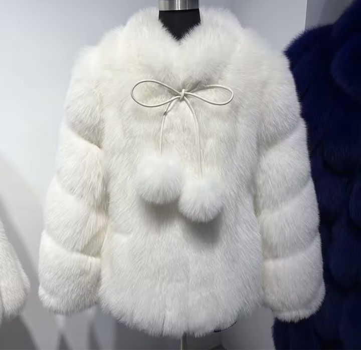 Kontantto futro biale i bez naturalne pompony xs-2xl