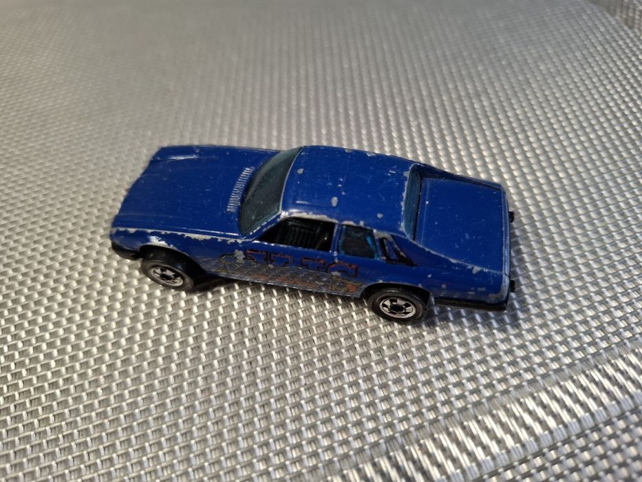 Hot wheels Jaguar XJS skala 1:64