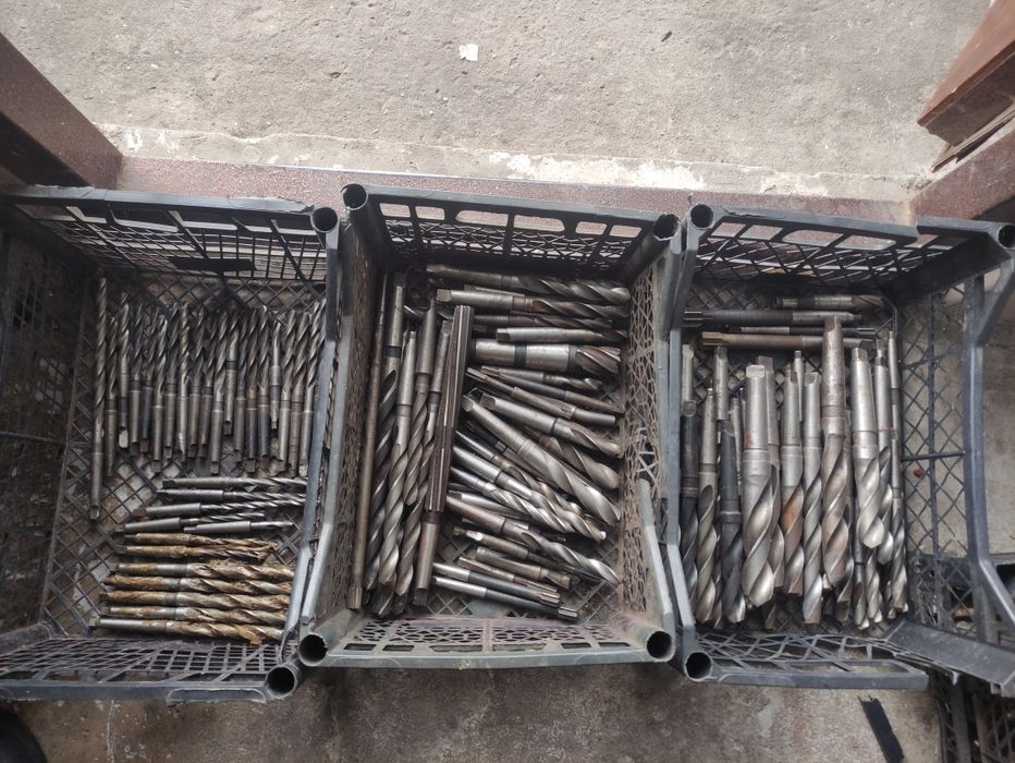 Токарный инструмент