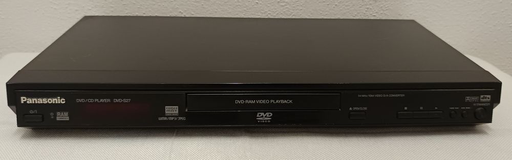 Odtwarzacz DVD/CD Panasonic DVD-S27 Sprawny