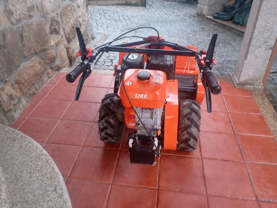 Triturador corta Mato