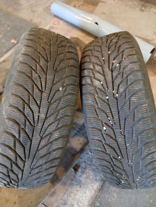 Продам зимнюю резину R 15.