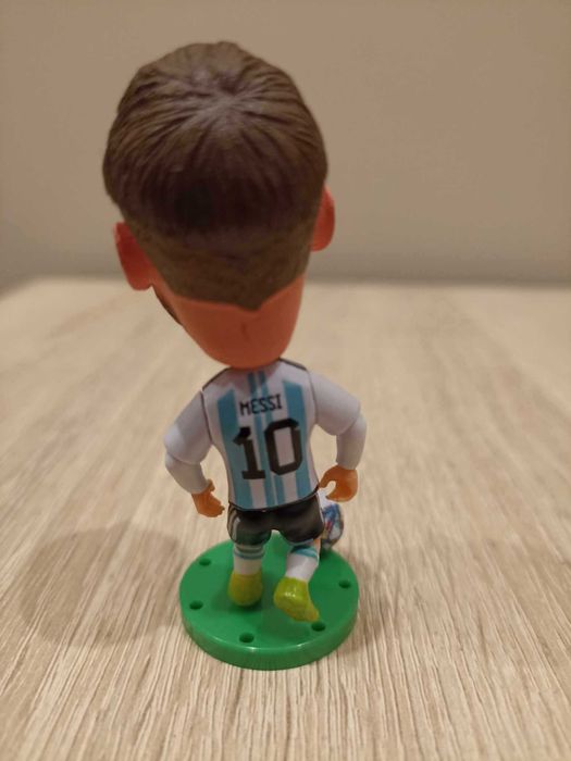 Figurka piłkarz Leo Messi z piłką Argentyna 10