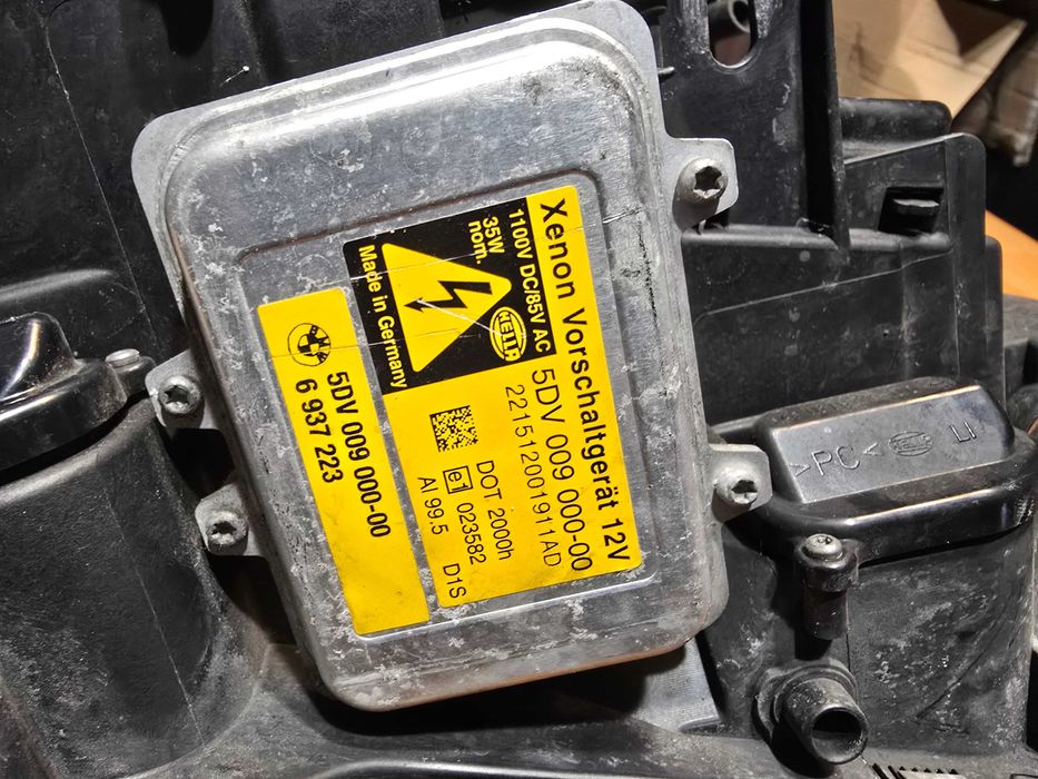 BMW 7 E65/6 LIFT LCI Lampa Przód Prawa Lewa Xenon KOMPLET Stan BDB