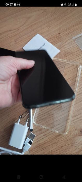 Smartfon model S22 Ultra