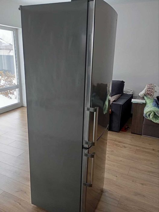 Продам інверторний холодильник LG GW-B469BLCM (б/в)