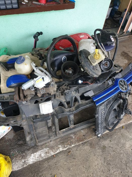 Czesci do vw golf 4 14.16v
