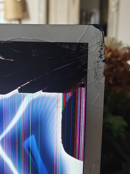 iMac 24" M1 2021 — 8GB RAM — 256GB SSD — Azul