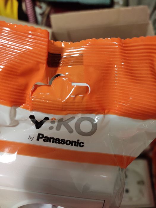 Продам розетки фірми Viko