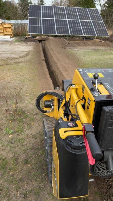 Wykopy pod światłowód, nawadnianie, przyłącza.