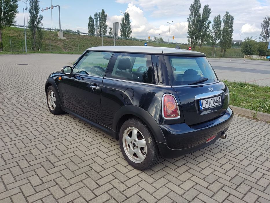 Mini Cooper 1.6 benzyna