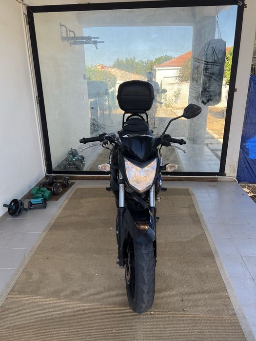 Sym Wolf 125cc com case incluida