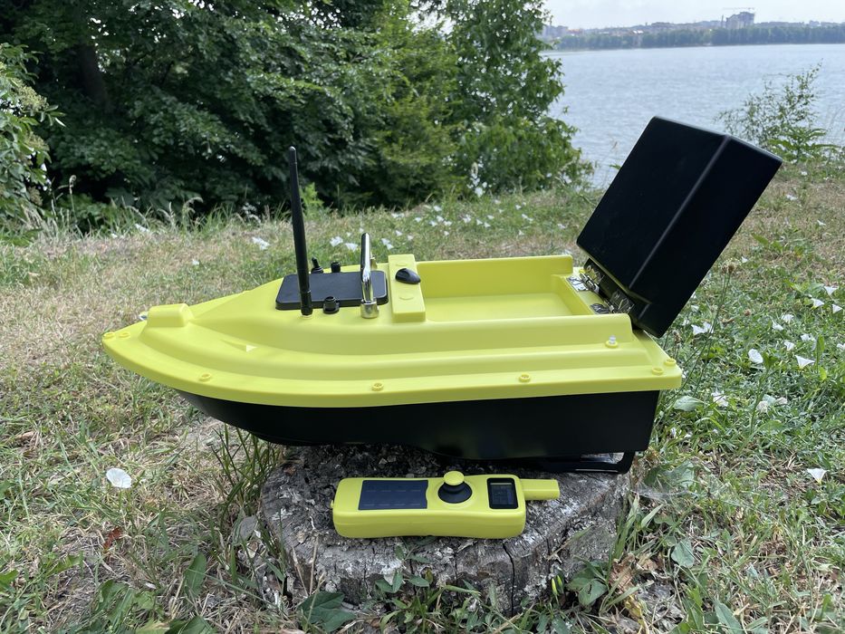 З ГЛИБИНОМІРОМ GPS D36E Короповий кораблик для риболовлі Прикормочний Карповий завезення прикормочный Карповый кораблик для рыбалки завоза прикормки